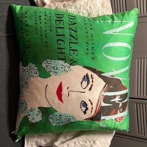 Kate Spade Dazzle And Delight Silk Decorative Throw Pillow Green NOVEL 20 x 20